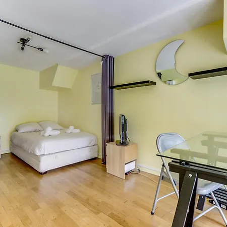 Appartement Charmant Tres Lumineux Paris
